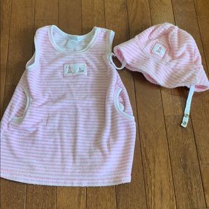 Matching kissy kissy cover up and hat